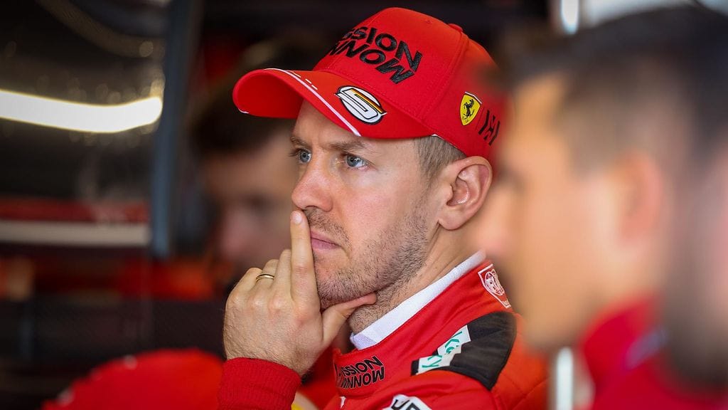 Sebastian Vettel kuuli Mercedeksen kohuratkaisusta lounastaukonsa aikana.