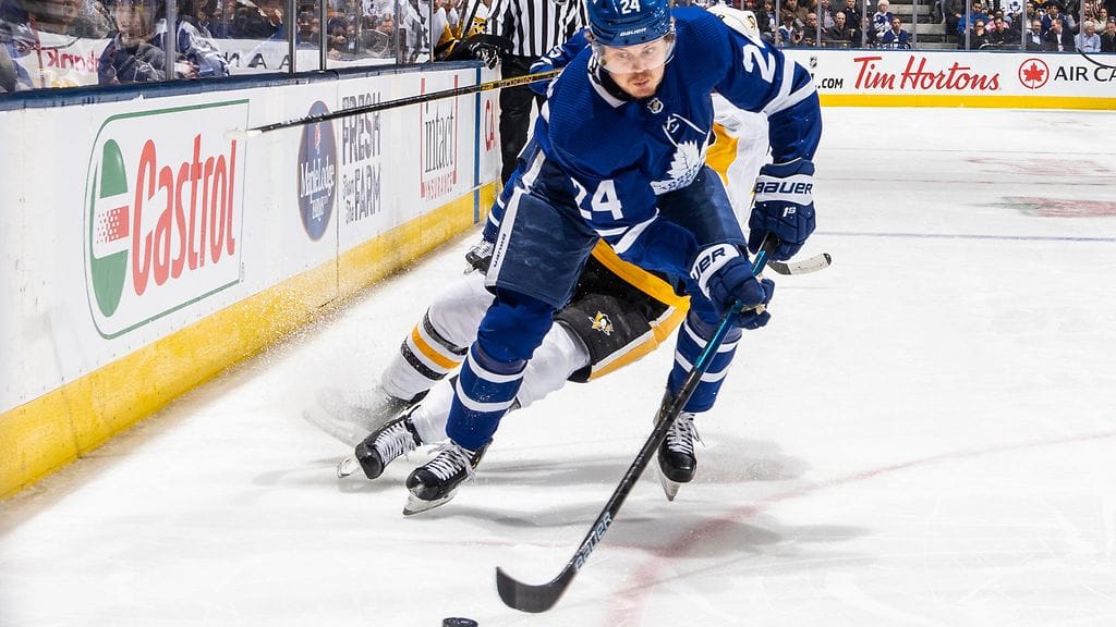 Kasperi Kapanen oli monessa mukana Pittsburgh Penguinsia vastaan.