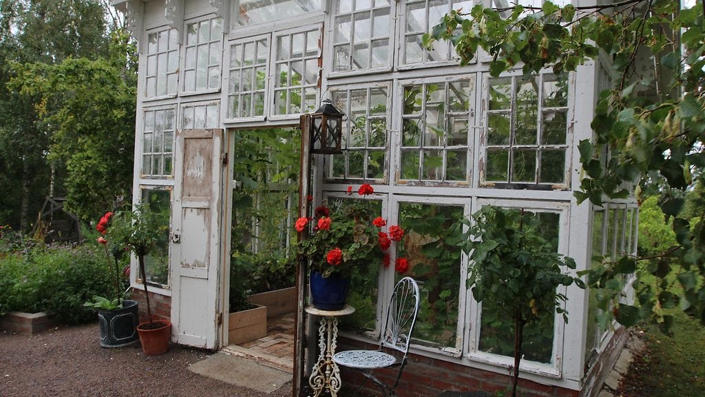 SKK6_Eps1_Akaa_Kasvihuone_ext_Kuvaaja_Emmi_Heijari