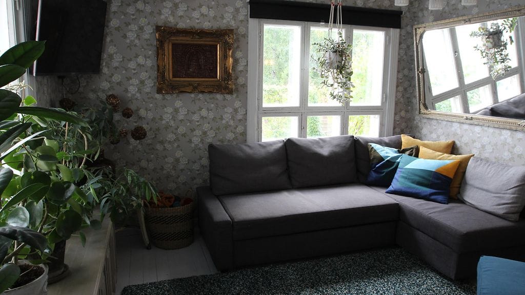 SKK6_Eps1_Akaa_Olohuone_Kuvaaja_Emmi_Heijari