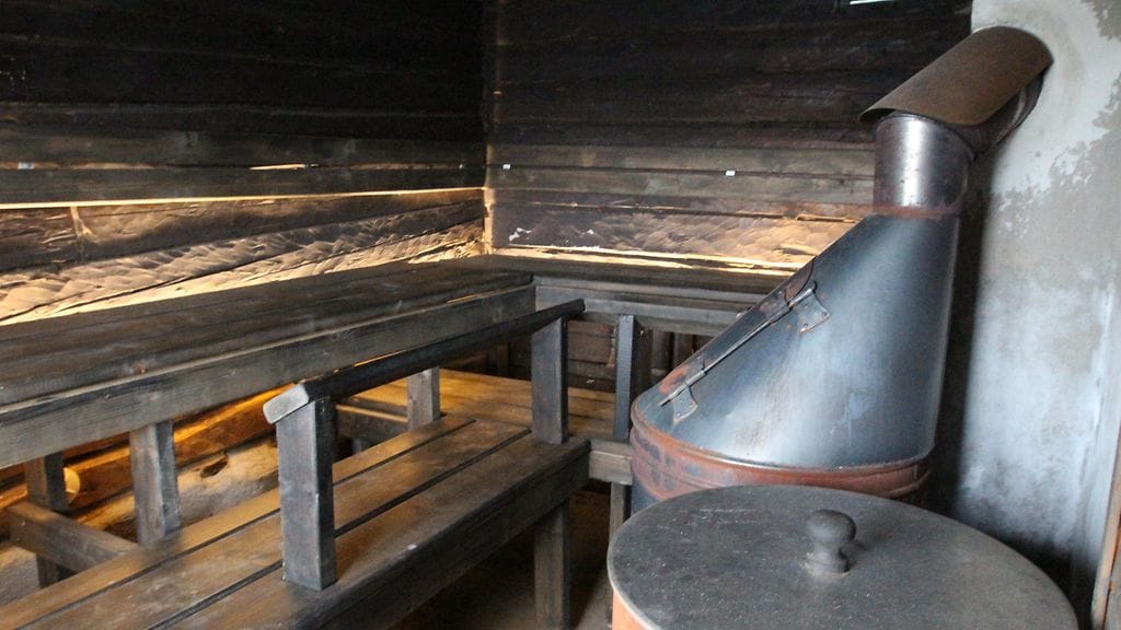 SKK6_Eps1_Akaa_Sauna_int_Kuvaaja_Emmi_Heijari