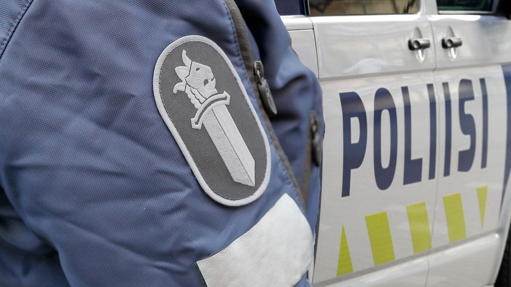Helsingin poliisi pyytää havaintoja Jätkäsaaressa tapahtuneesta väkivaltarikoksesta. Epäilty väkivallan teko tapahtui lauantain vastaisena yönä Livornonkadulla. Kuvituskuva.
