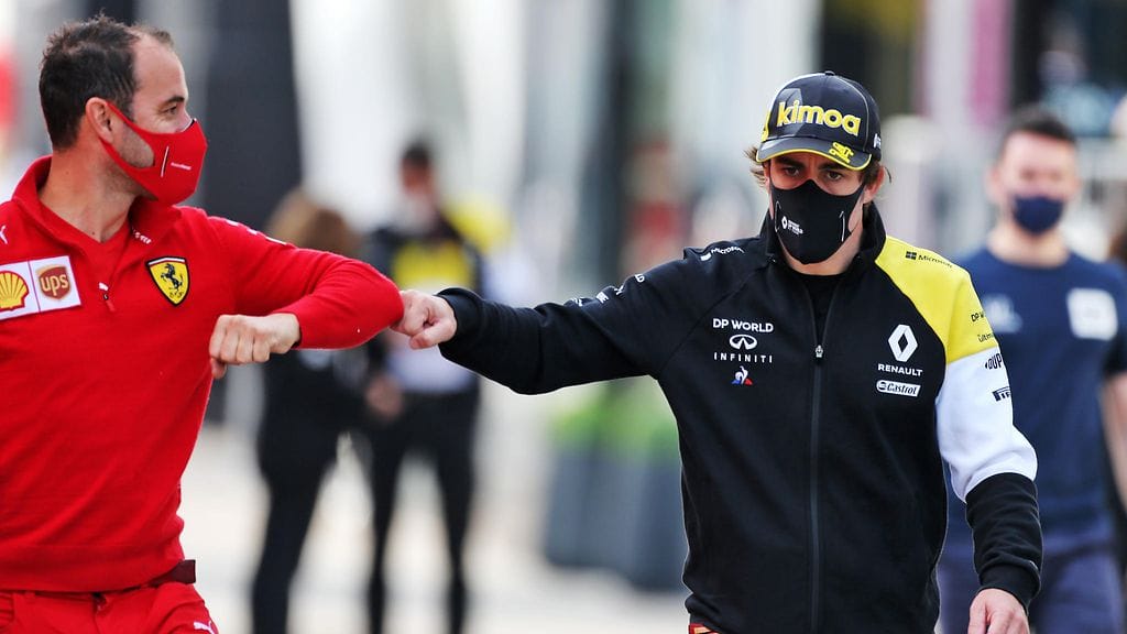 Fernando Alonso nähdään nuorten kuljettajien F1-testeissä Abu Dhabissa kauden päätyttyä.