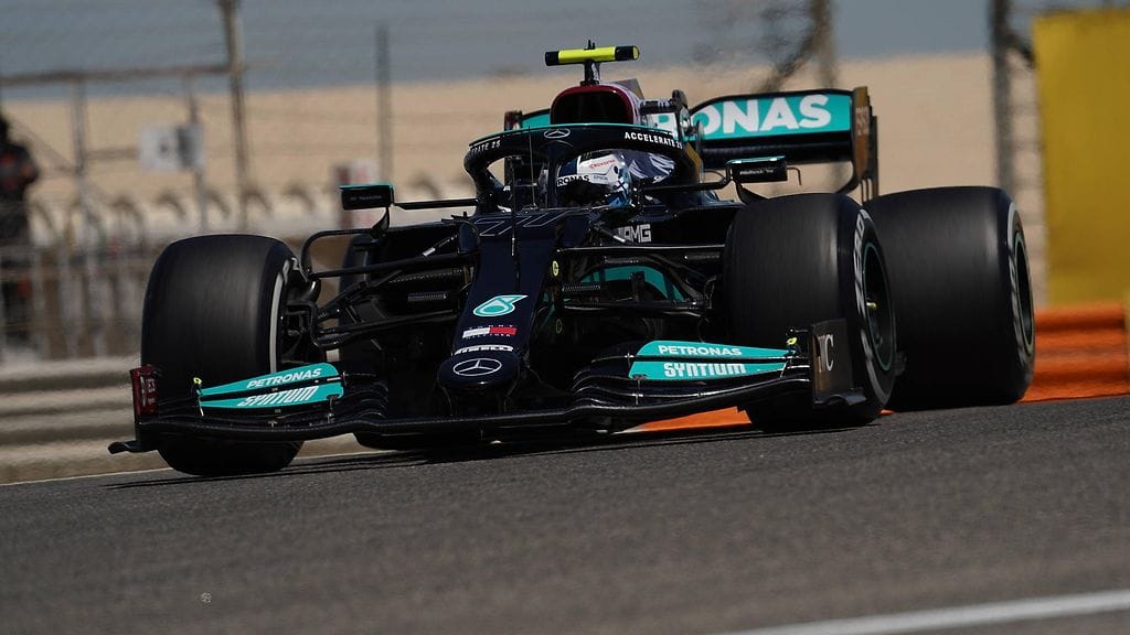 Lyövätkö Valtteri Bottas ja Lewis Hamilton taas muille luut kurkkuun avauskisan vauhdillaan?