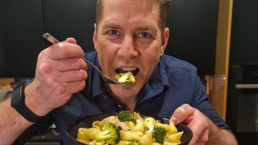 Harri Syrjäsen Pyhä kolminaisuus -pastassa maistuu maukas makukolmikko.