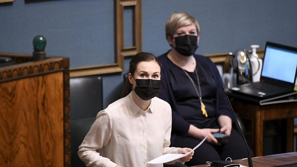 Hallituspuolueet eivät ole samoilla linjoilla kaikista asiakysymyksistä. Löytyykö yhteinen sävel, vai joutuuko Annika Saarikko toteuttamaan väläytyksensä keskustan lähdöstä?