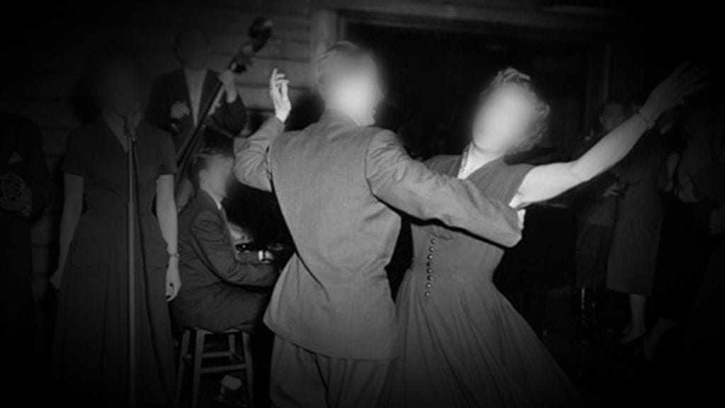 Miehen vanhemmat olivat tavanneet uudenvuodentansseissa 50-luvun alussa. Kuvituskuva.