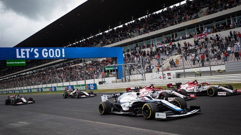 Hyötyvätkö sprinttiuudistuksesta enemmän Kimi Räikkösen vai George Russellin tapaiset kuljettajat?