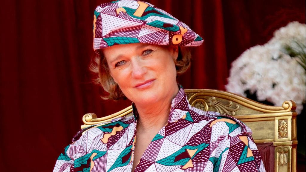 Taiteilijana tunnetusta Delphinesta tuli viime syksynä kertaheitolla prinsessa, kun oikeus vahvisti hänet Belgian entisen kuninkaan Albert II:n tyttäreksi.