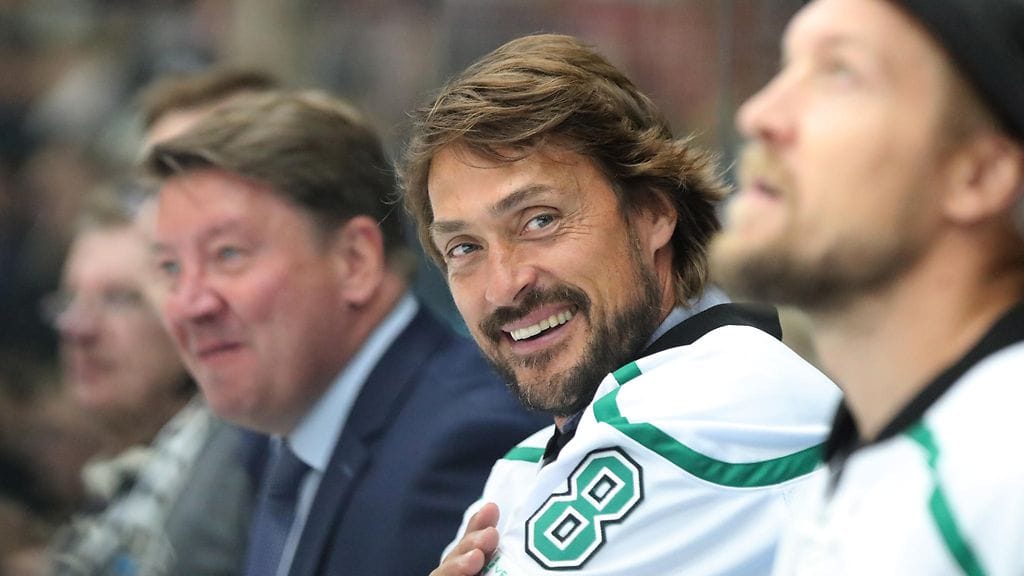Lewis Hamiltonin ja Toto Wolffin pisteet laskivat Teemu Selänteen silmissä.