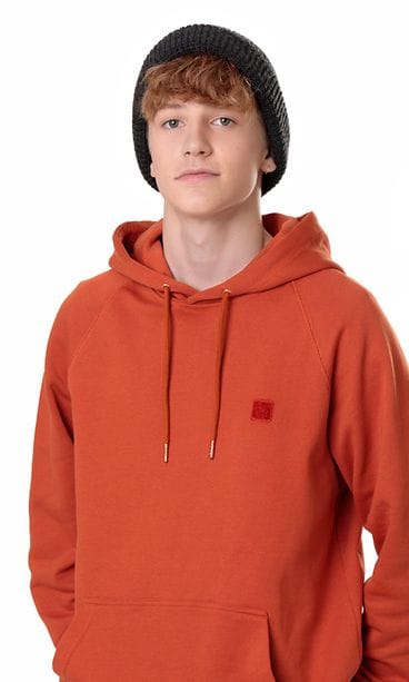 Syrjä_Aron_Leo_kuvaaja_Kimmo_Jaatinen_2021_tiivis