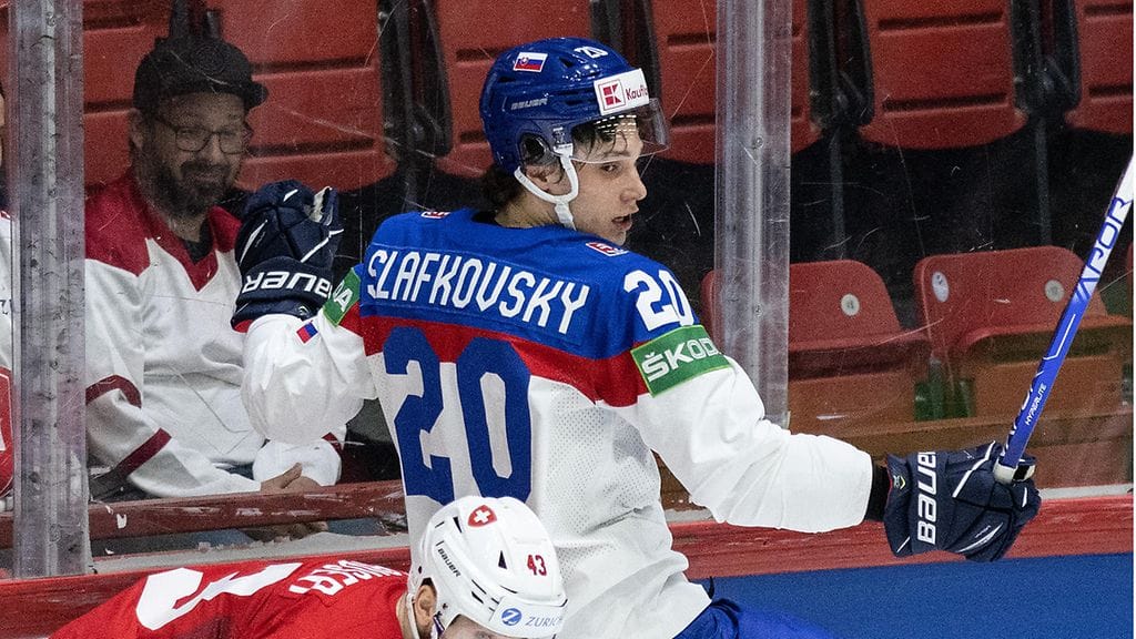 Slafkovsky valittiin olympiaturnauksen parhaaksi pelaajaksi.