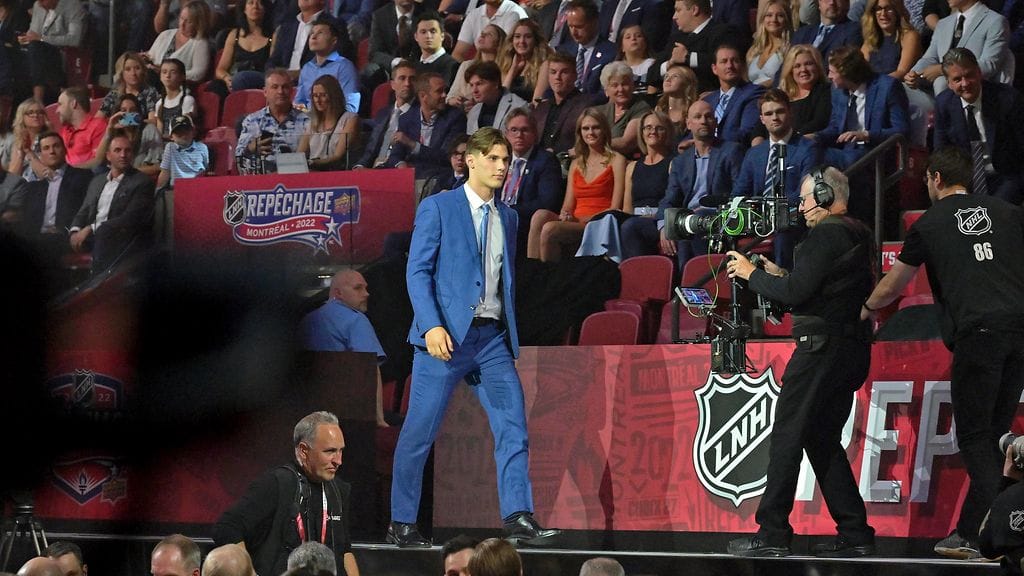 Viime kesän NHL-varaustilaisuudessa nähtiin todellinen yllätys, kun slovakialainen Juraj Slafkovský huudettiin ensimmäisenä.
