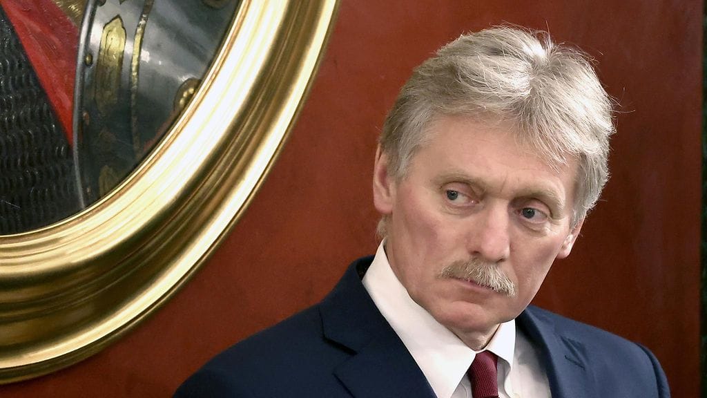 Kremlin tiedottaja Dmitri Peskov antoi lausunnon toimittajille