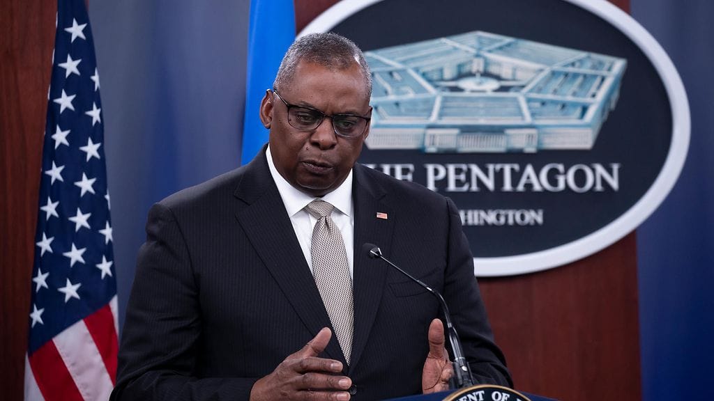 Yhdysvaltain puolustusministeri Lloyd Austin joutui jälleen sairaalaan