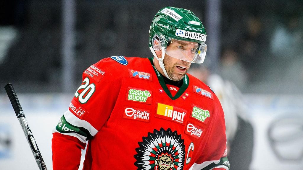 Frölundan Joel Lundqvistilta törkeä pääniitti – päättyikö seuralegendan ura tähän ulosajoon?