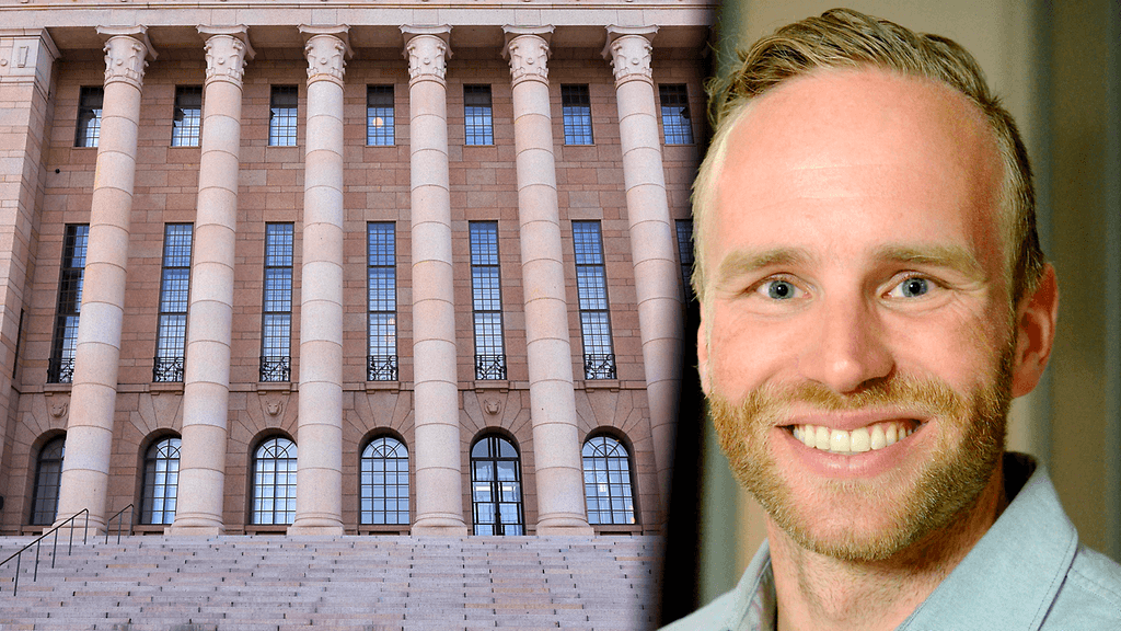 Entinen pikaluistelija Mika Poutala on kristillisten valinta Suomen uudeksi liikunta-, urheilu- ja nuorisoministeriksi.