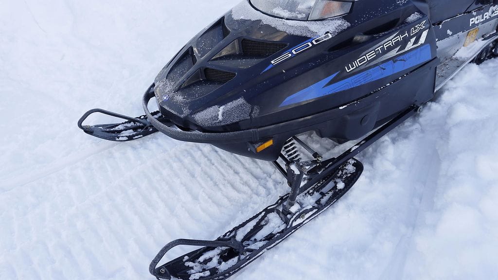 Kaksi moottorikelkoilla Bergön saaristoon viime viikolla lähtenyttä miestä ilmoitettiin kadonneeksi lauantaina. Kuvituskuva.