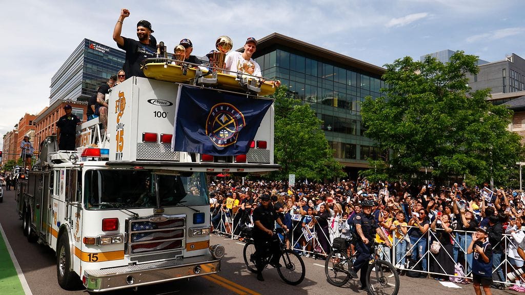 Denver Nuggets juhli NBA-mestaruuttaan paraatilla kesäkuun puolivälissä.
