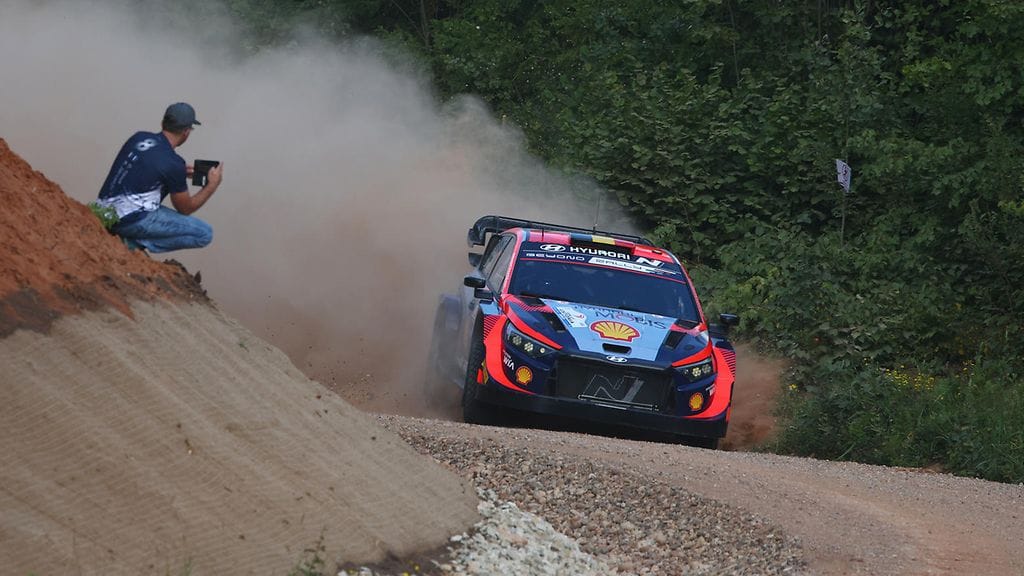 Thierry Neuvillen paha osuma todella lähellä