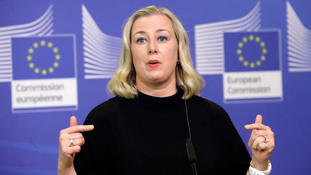 EU-komissaari Jutta Urpilainen sanoo pitävänsä tärkeänä tavoitteita, joissa esimerkiksi Euroopan riippuvuuksia pyritään vähentämään kriittisistä kohdista