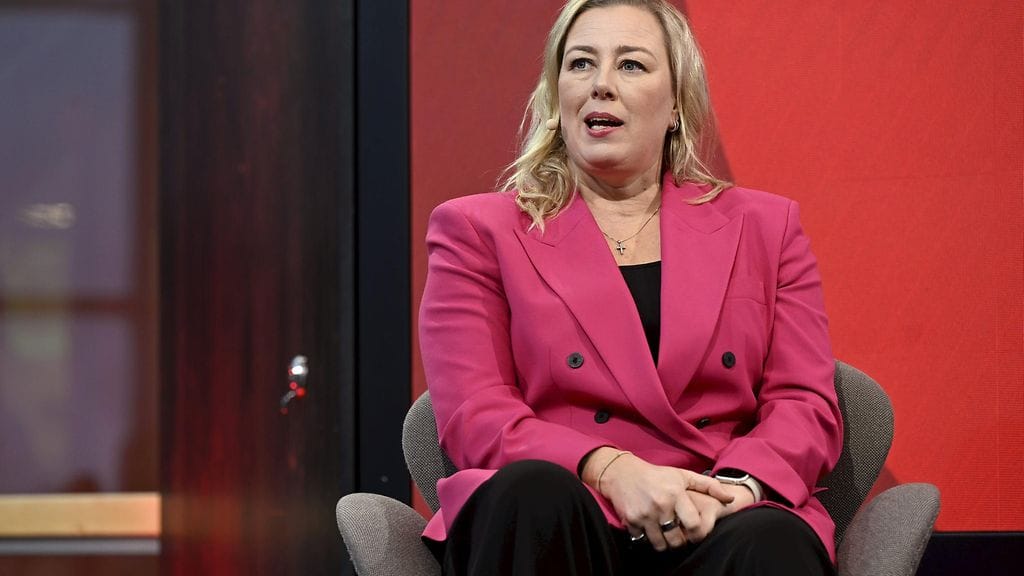 SDP:n presidenttiehdokas Jutta Urpilainen haastateltavana Ilta-Sanomien vaalimessuilla Sanomatalossa Helsingissä 9. tammikuuta 2024. Kuva ei liity uutiseen.