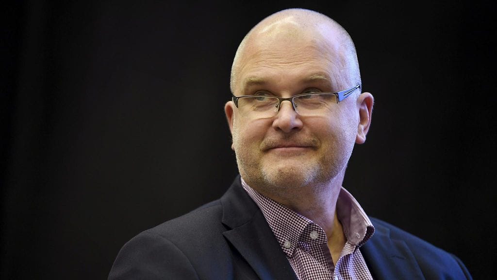 Aamulehden entisenä päätoimittajana toiminut Jouko Jokinen sanoi aiemmin STT:lle, että sepitettä voi käyttää journalismissa, mutta ei uutisteksteissä tai uutisissa.