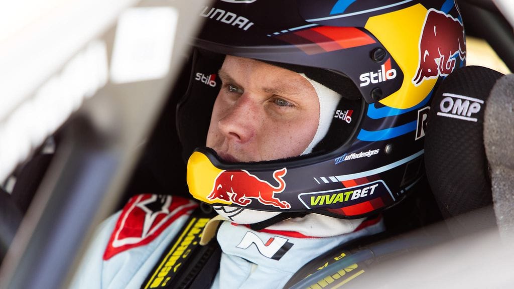 Raju ulosajo! Ott Tänakin Kenian MM-ralli pilalle