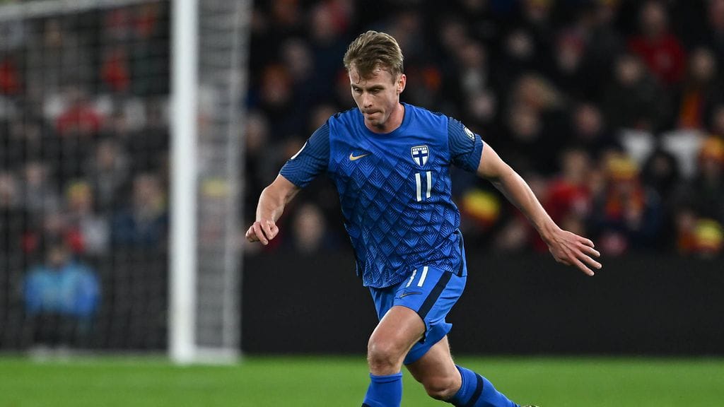 Rasmus Schüller loukkaantui ikävästi.