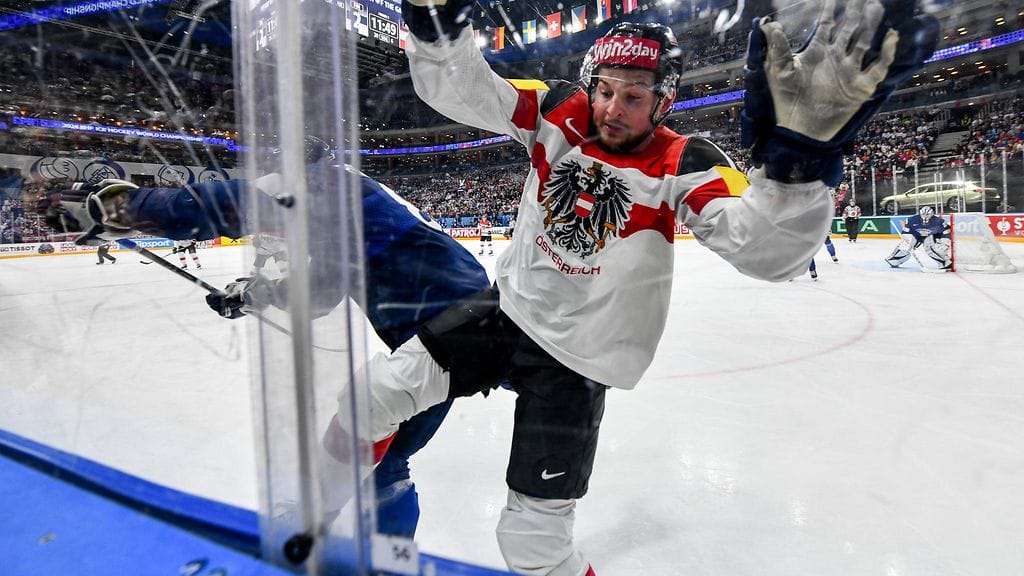 Itävalta juhlii maalia turhaan – haasto ei tuota tulosta: Leijonat pysyy johdossa