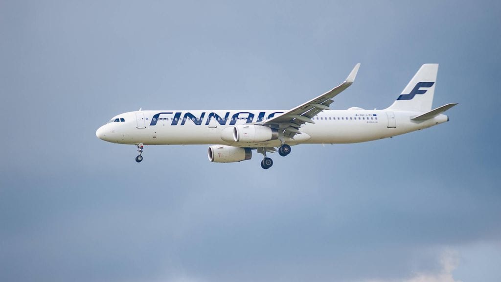 Finnairin muutos kuulutuksiin on kerännyt kritiikkiä ruotsinkieliseltä henkilöstöltä. Kuvituskuva.
