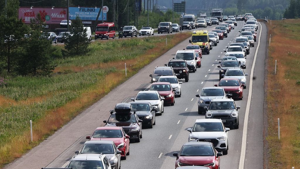 Saksalainen autojätti Volkswagen kertoi eilen uusista irtisanomisista. Suomessa oli viime vuoden lopulla liikennekäytössä noin 284 000 Volkswagen-henkilöautoa.
