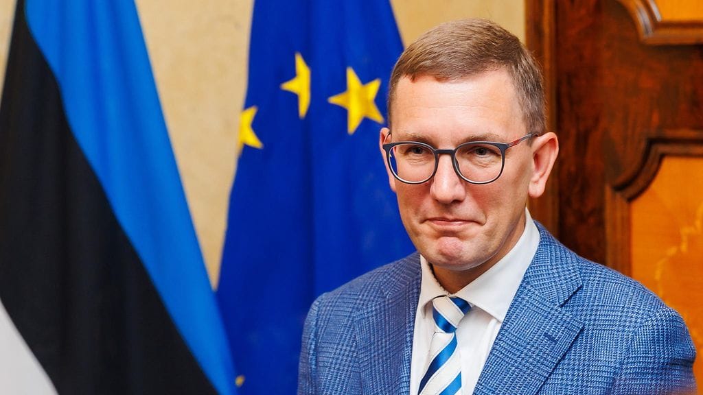 Kristen Michal on toiminut aiemmin talous- ja rakenneministerinä sekä oikeusministerinä.