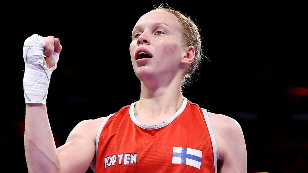 Pihla Kaivo-oja otti selvän voiton Sambian Margaret Tembosta Pariisin olympialaisten nyrkkeilykehässä.