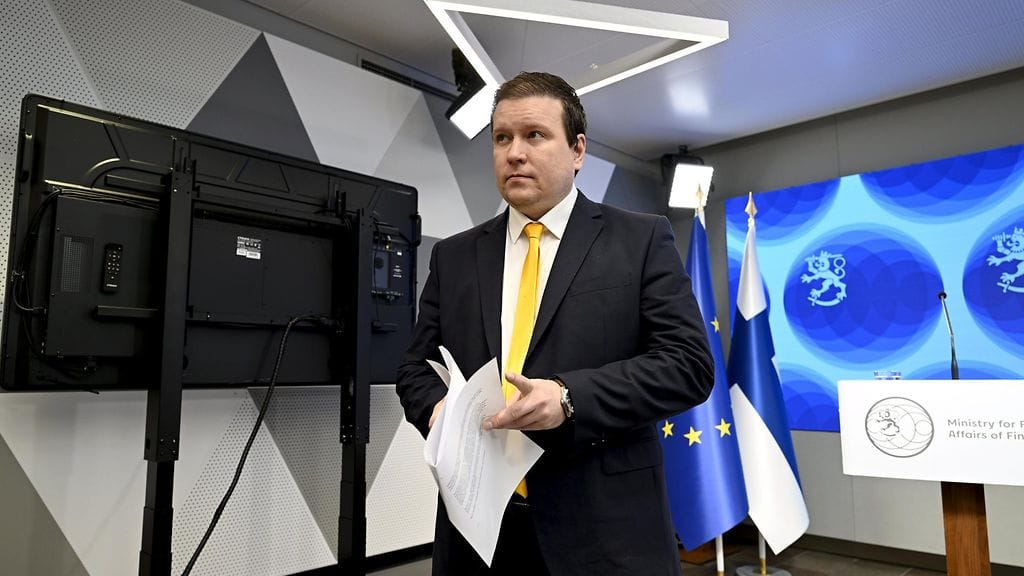 Rantasen mukaan Tavio on sanonut seksuaalivähemmistön oikeuksiensa toteutumisen olevan yksi syy siihen, miksi Suomi on maailman onnellisin maa.