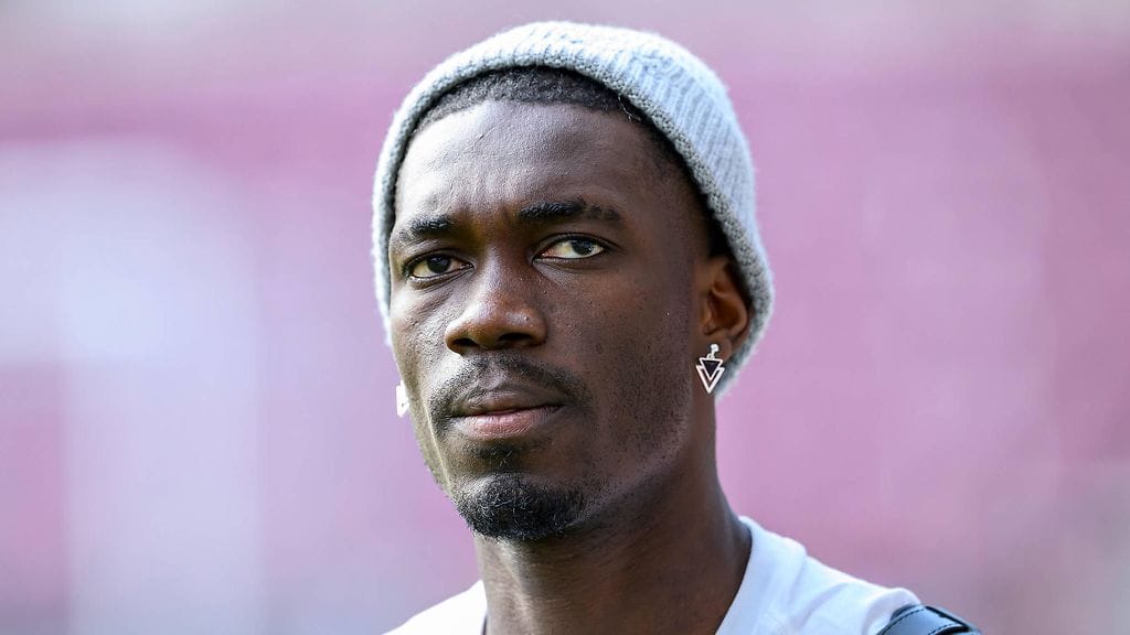 Yves Bissouma julkaisi ilokaasun käytöstään videon.