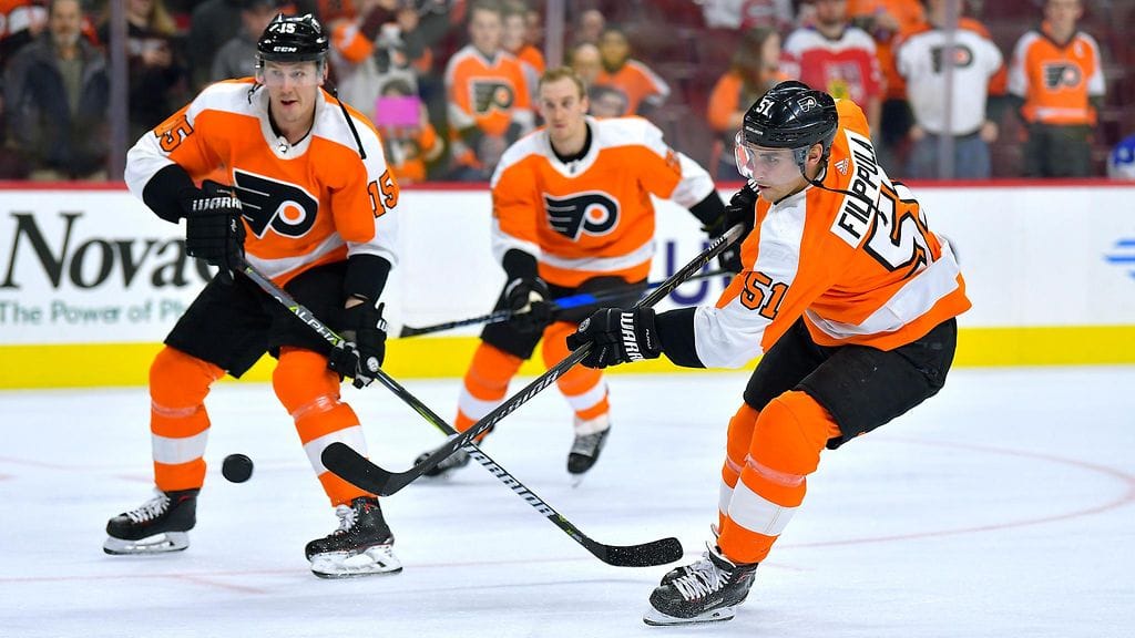 Jori Lehterä (kuvassa ensimmäinen vasemmalta) ja Valtteri Filppula (ensimmäinen oikealta) pelasivat yhtä aikaa NHL-seura Philadelphia Flyersissa.