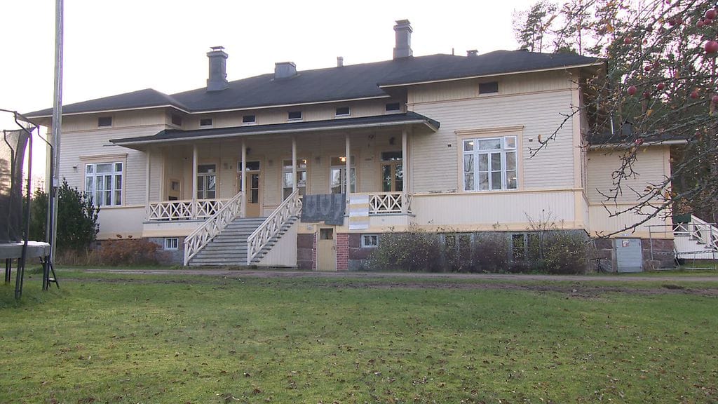 Vuorelan koulukoti Nummelassa on yksi Valtion koulukotien yksiköistä. (1)