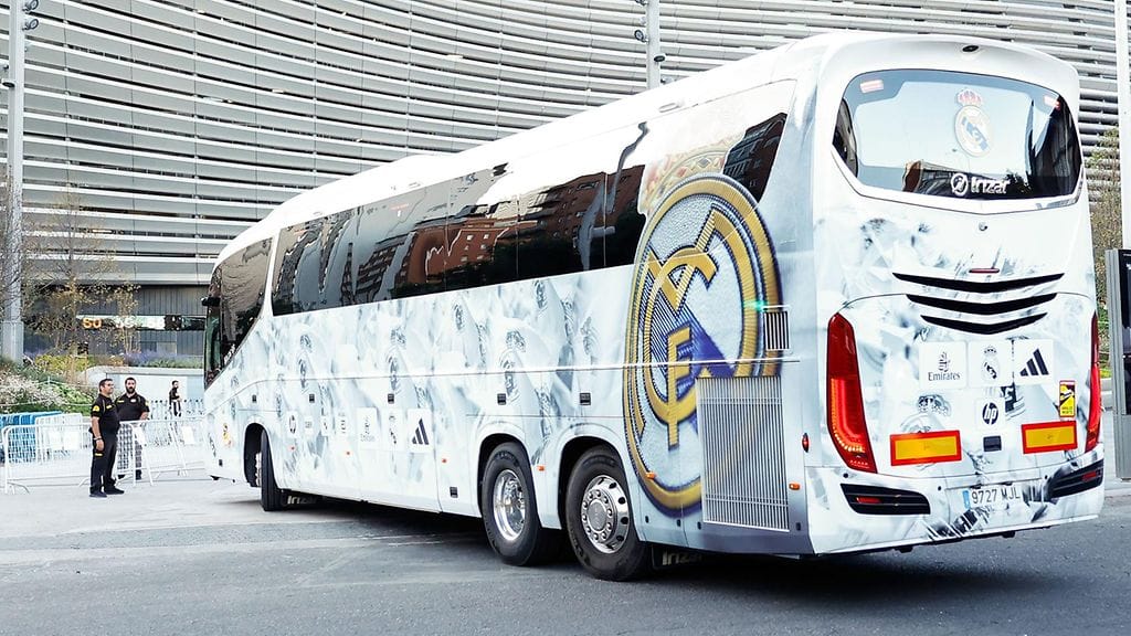 Kylian Mbappén epäonni jatkuu – Liverpool-vahti Caoimhin Kelleher torjuu pilkun!