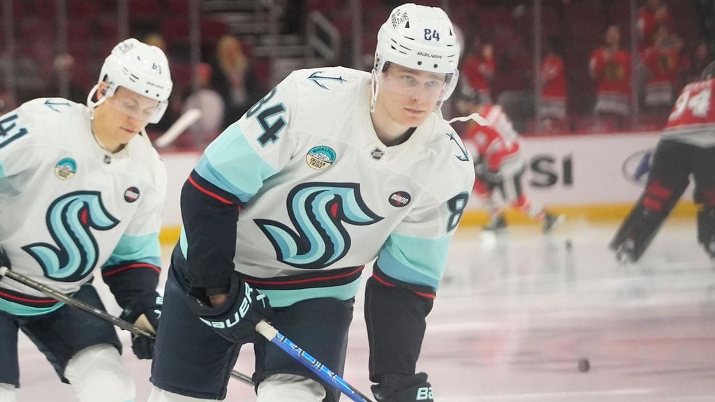 Kaapo Kakko ei päässyt Seattle-debyytissään tehoille.