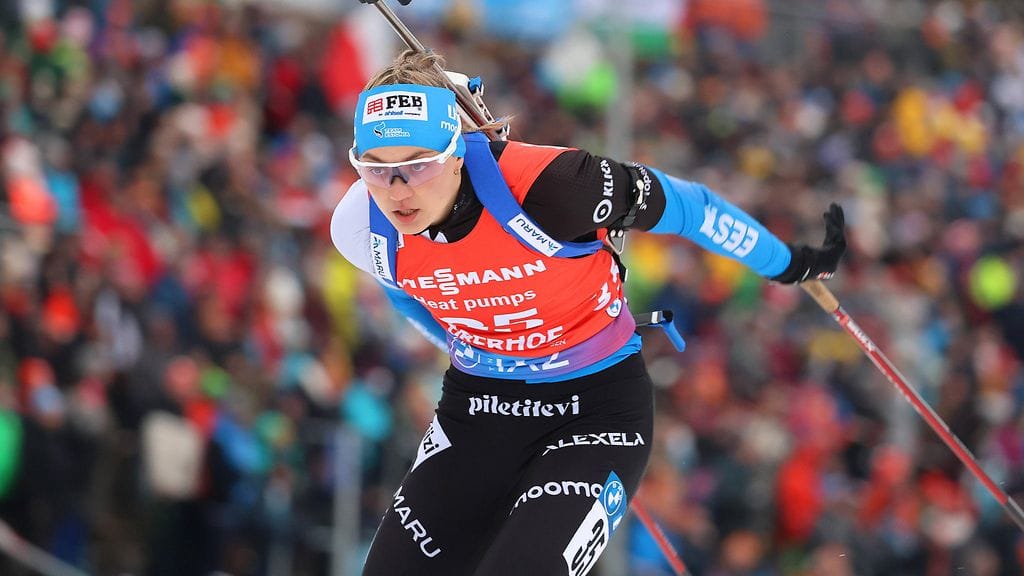 Viron Susan Külm lyyhistyi haastattelualueella torstain pikakilpailun jälkeen.