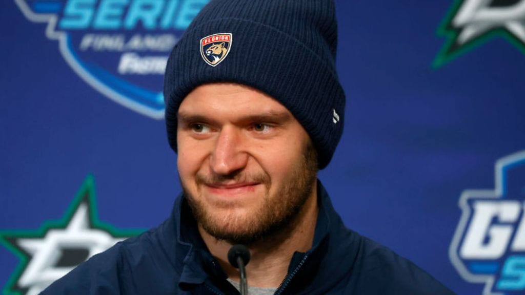 Aleksander Barkov johdattaa Leijonat odotettuun suurturnaukseen.