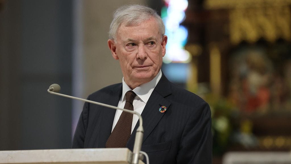 Köhler oli ensimmäinen liittopresidentti, joka tuli tehtävään politiikan ulkopuolelta.