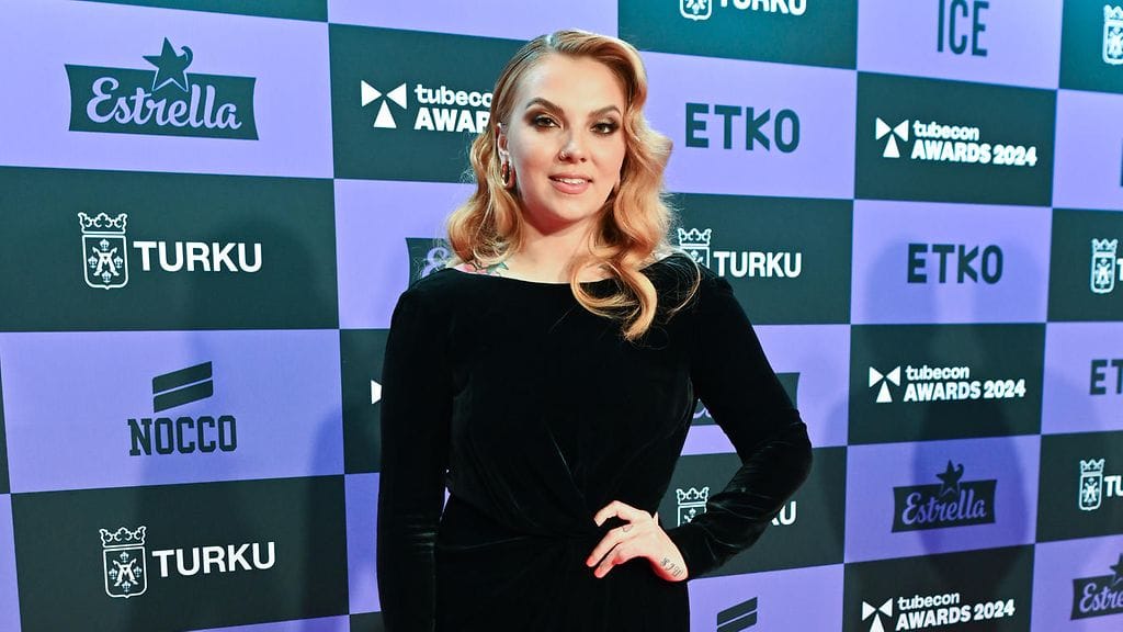 Veronica Verho kertoo hakeutuneensa kahdesti sairaalahoitoon.