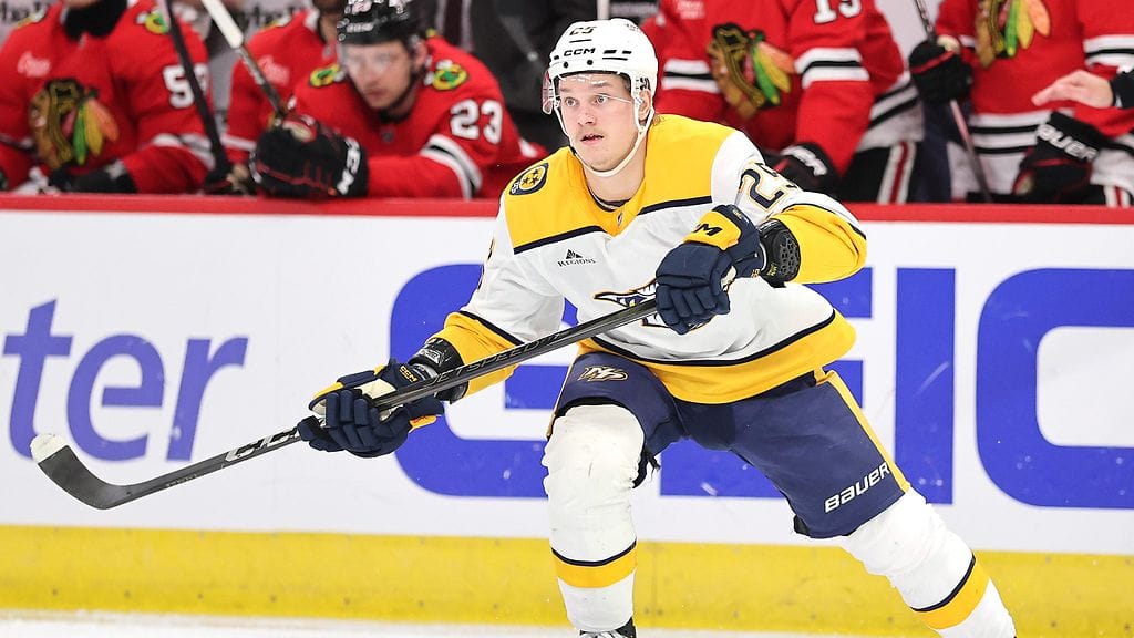 Joakim Kemell debytoi NHL:ssä lauantain vastaisena yönä Chicagoa vastaan.