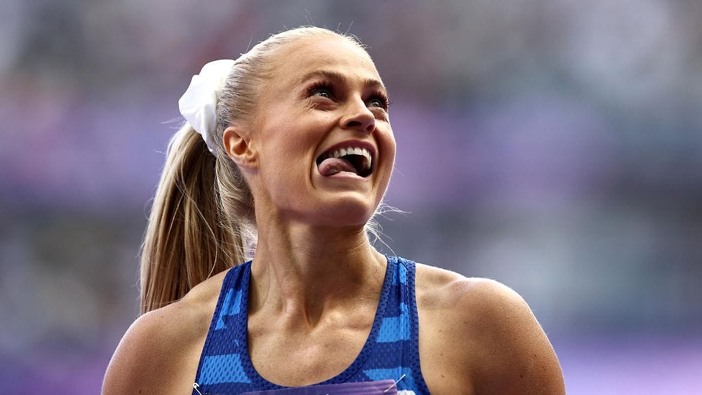 Lotta Harala pinkoi välieriin.