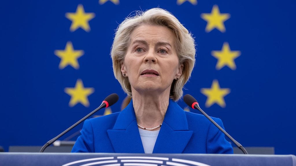 Ursula von der Leyen pitää tarpeellisena sitä, että someen tulisi ikäryhmäkohtaisia rajoituksia.