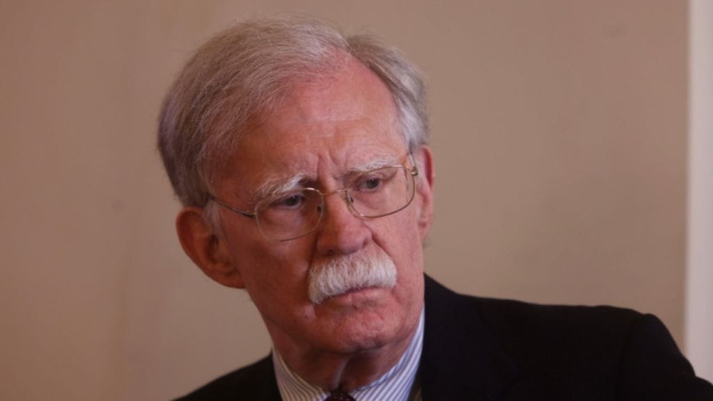 John Bolton, Trumpin entinen kansallisen turvallisuuden neuvonantaja, on sittemmin kääntynyt yhdeksi tämän kovimmista arvostelijoista.