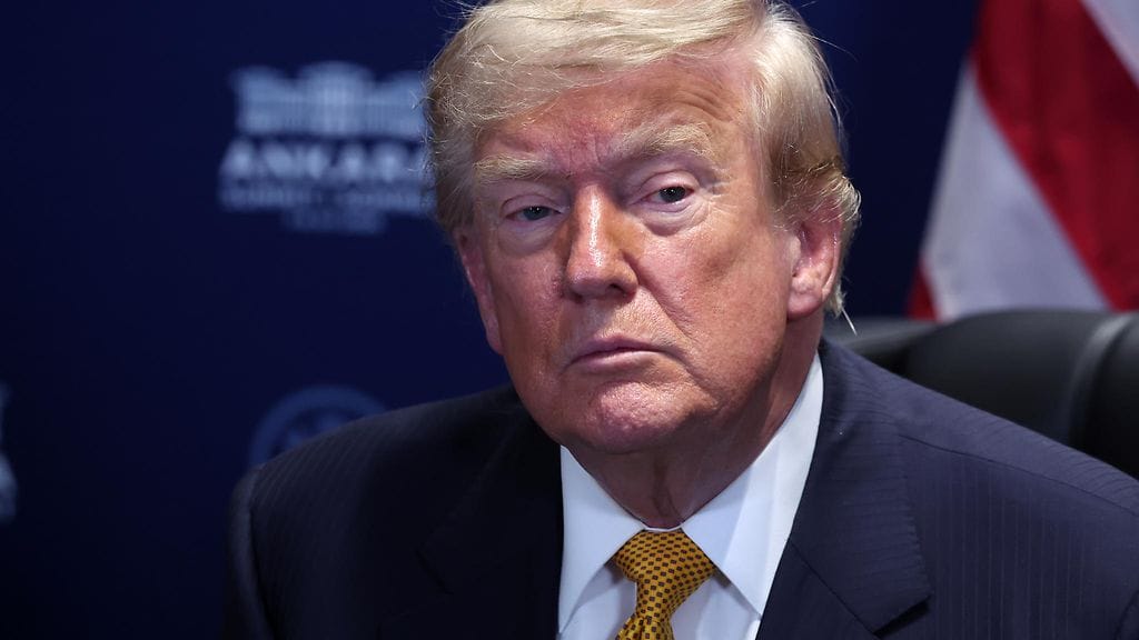 Abraham-sopimukset ovat Trumpin ajama prosessi, joiden tavoitteena on normalisoida Israelin ja arabimaiden suhteita.