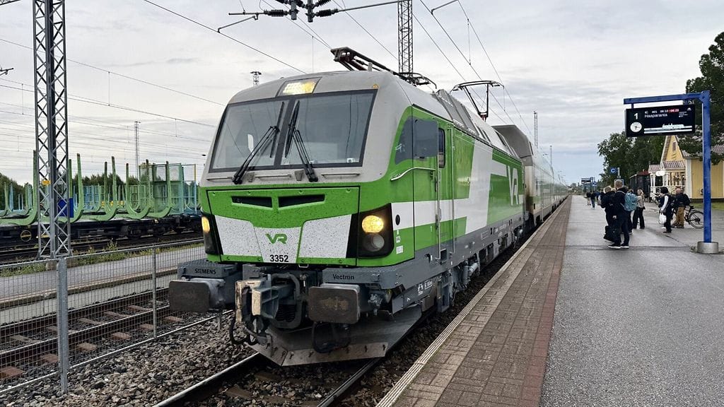 Ensimmäisen Oulu-Haaparanta -reitin junamatkalla pysähdys Kemissä 10. elokuuta 2026